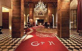 Gramercy Park 5*